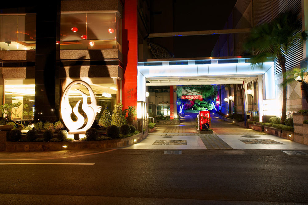 Yhc Hotel Tainan Exterior foto